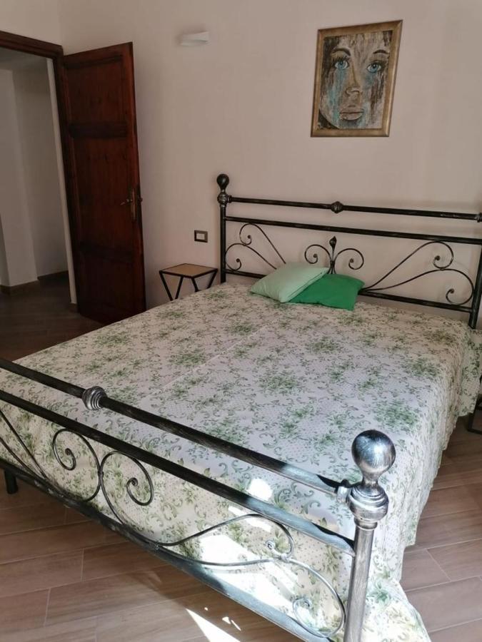 Valeria San Vincenzo Apartment Eksteriør bilde
